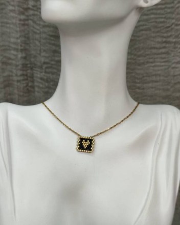 9  β  κολιε στοιχειο μαυρο (1)